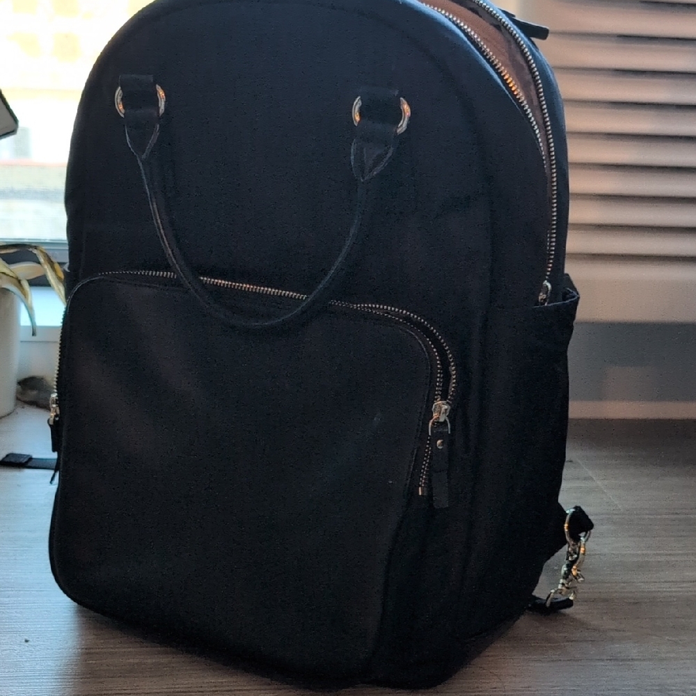 Lo & Sons Rowledge Black Backpack Tote